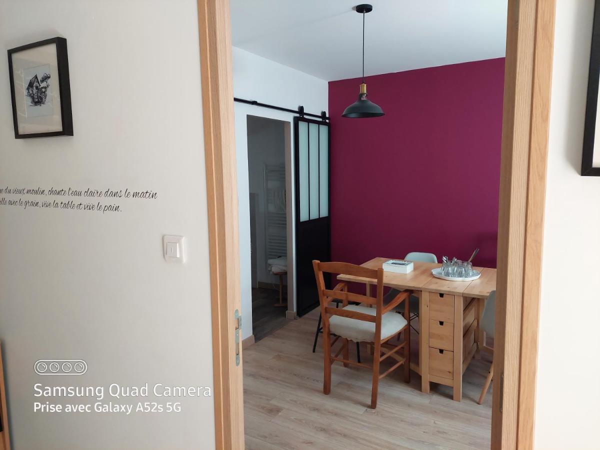 Le Moulin De Charin Bed & Breakfast La Pommeraie-sur-Sevre Ngoại thất bức ảnh
